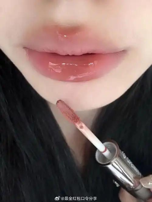 唇釉是水光好还是哑光好