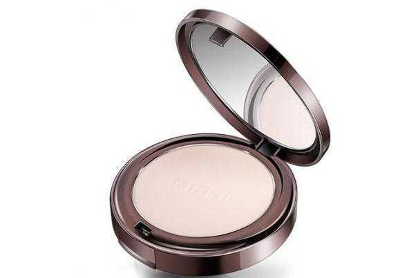 散粉用粉扑好还是刷子吗