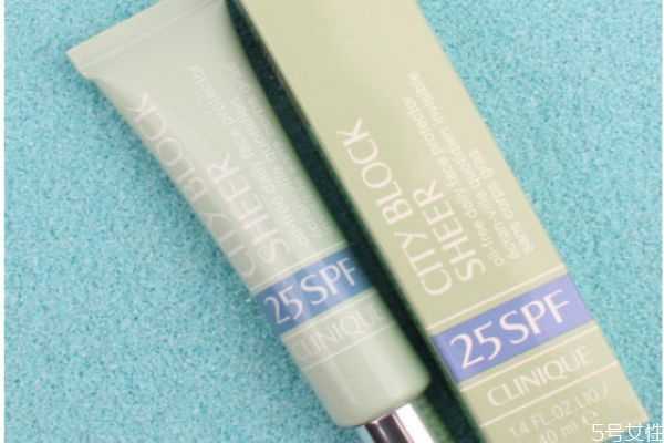 不化妆的人需要用隔离霜吗?隔离霜正确使用方法是什么 不化妆的人需要用隔离霜吗?隔离霜正确使用方法是什么