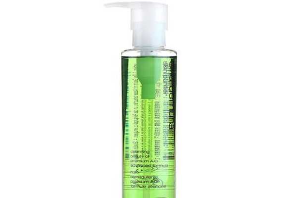 敏感肌适合用什么卸妆水？敏感肌适合用的卸妆水推荐