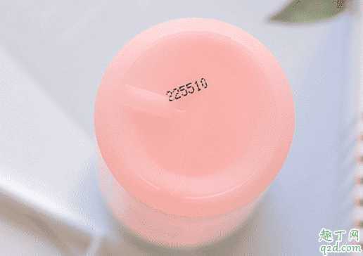 希思黎花香润肤水批号怎么看?希思黎花香水和全能乳液真的好用吗 希思黎花香润肤水批号怎么看?希思黎花香水和全能乳液真的好用吗