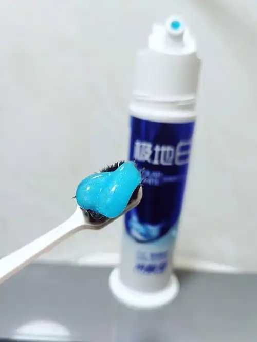 牙膏和白醋混在一起有什么效果 牙膏和白醋混在一起有什么效果