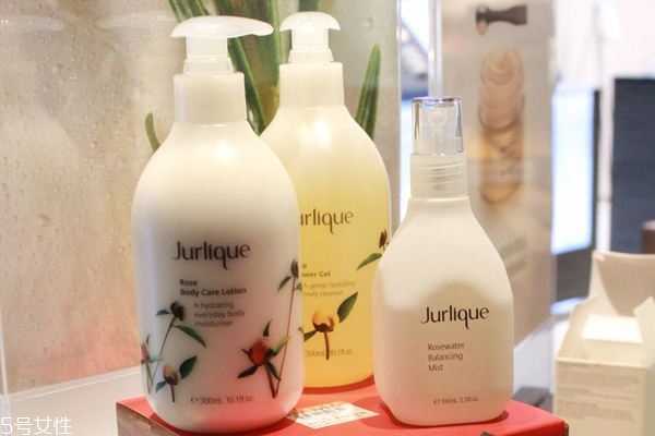 无香身体乳和香氛身体乳哪个好 脱皮有伤口用无香的