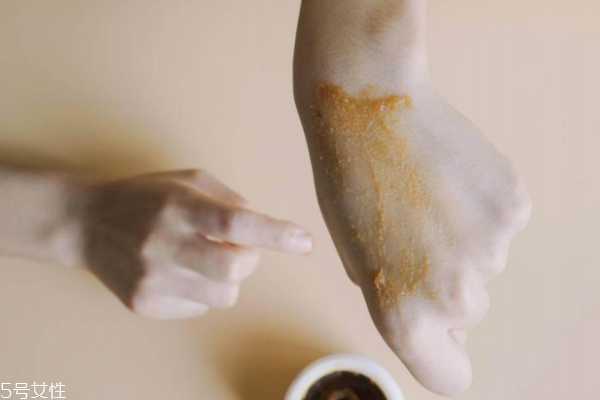 泡泡清洁面膜的原理