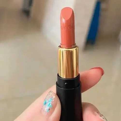 兰蔻什么色号的口红最好用最火? 兰蔻什么色号的口红最好用最火?