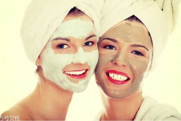 油皮痘痘肌怎么办 油性肌肤如何保养