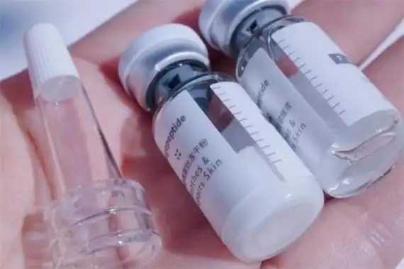 冻干粉是精华吗