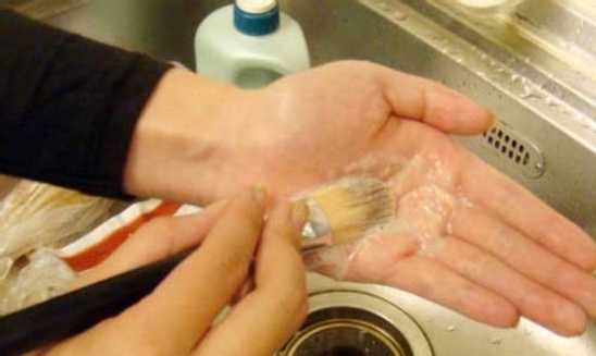 腮红刷怎么清洗