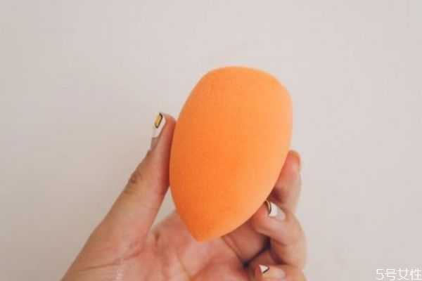 rt美妆蛋可以怎么用？rt美妆蛋的正确使用方法