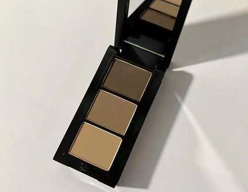 灰色眉粉适合什么肤色