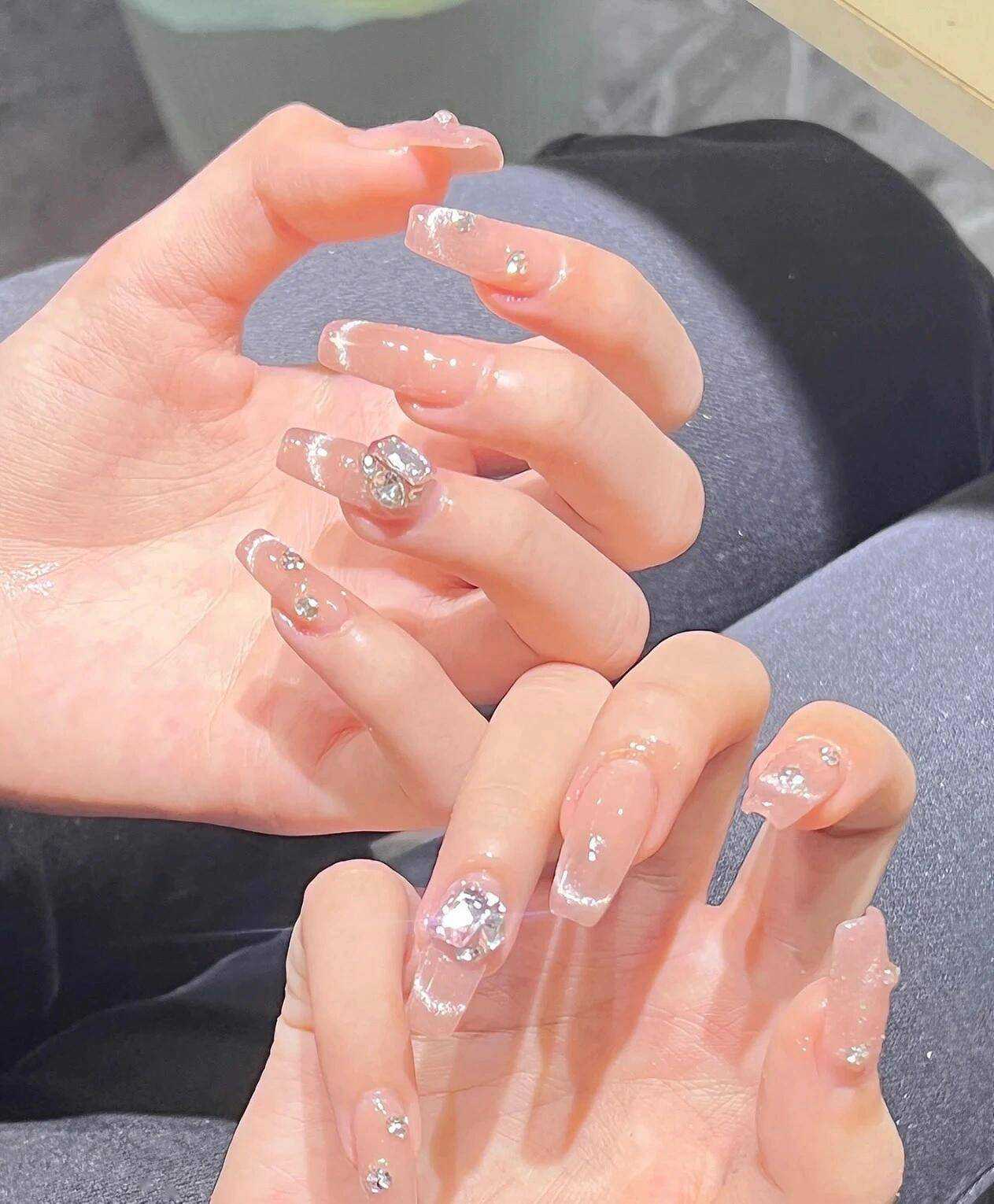 哪个猫眼颜色指甲好看 哪个猫眼颜色指甲好看