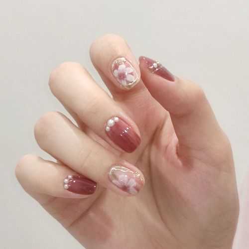 指甲油怎样干得快 指甲油怎样干得快