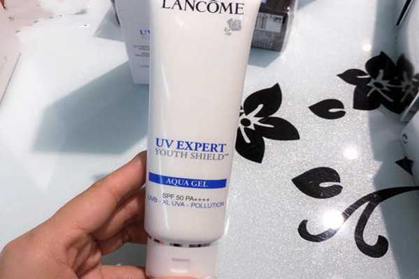 兰蔻奇迹修颜妆前乳功效 兰蔻奇迹修颜妆前乳好用吗 兰蔻奇迹修颜妆前乳功效 兰蔻奇迹修颜妆前乳好用吗