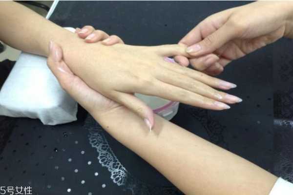 做完手膜需要洗手吗