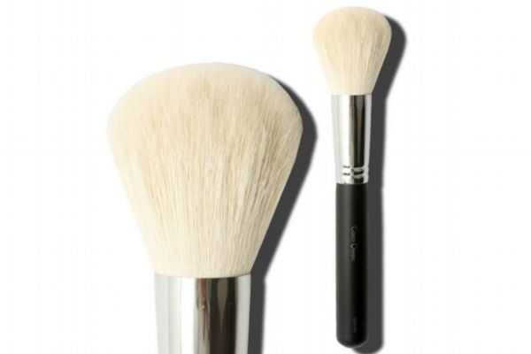 散粉刷如何保养? 散粉刷如何保养?