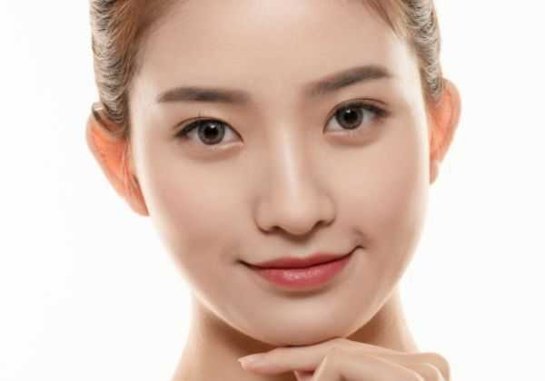 圆脸适合哪种眉型 圆脸适合哪种眉型