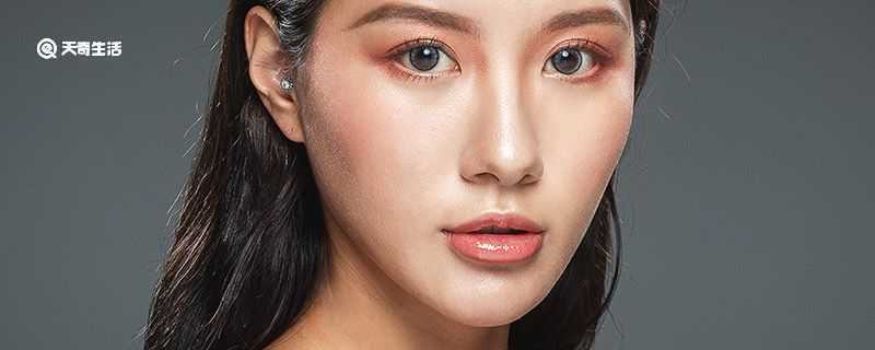 漂唇掉痂后怎么护理唇 漂唇掉痂后怎么护理唇