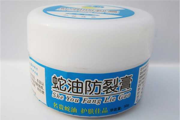 蛇油膏涂上为什么会疼 蛇油膏涂上为什么会疼