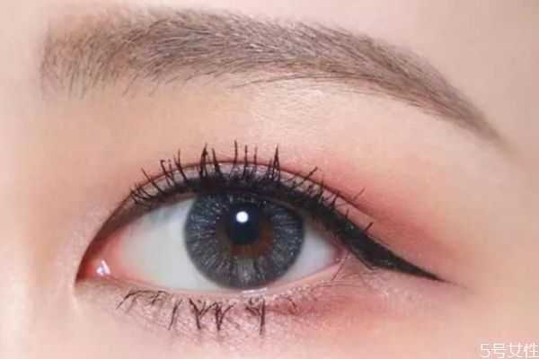 怎么画下眼睫毛好看?画下眼睫毛的方法 怎么画下眼睫毛好看?画下眼睫毛的方法
