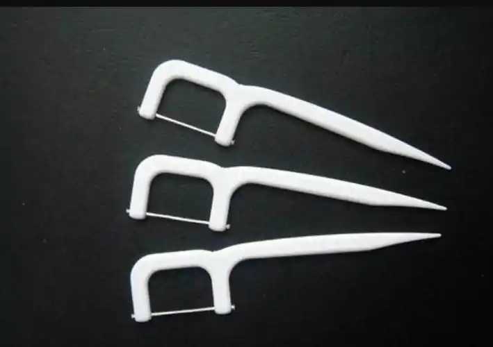 牙线和牙签哪个对牙齿伤害小