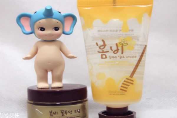 春雨撕拉面膜伤皮肤吗 春雨撕拉面膜伤皮肤吗