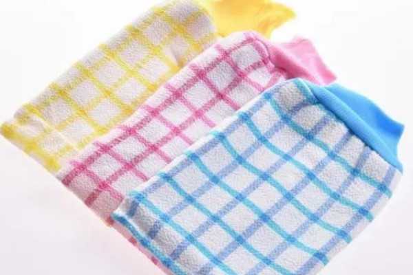 搓澡巾和搓澡刷哪个好用 搓澡巾和搓澡刷哪个好用