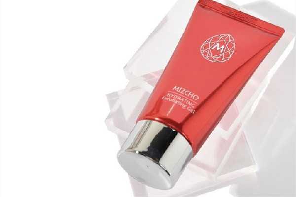 去角质啫喱可以和清洁泥膜一起用吗 去角质啫喱可以和清洁泥膜一起用吗