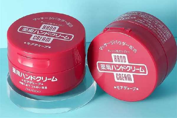 护手霜买保湿的还是防护的