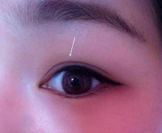 内双眼皮画眼妆技巧 先画眼妆还是先贴双眼皮贴