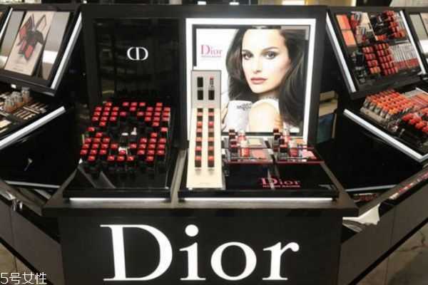 娇兰和迪奥哪个档次高？娇兰好还是迪奥好