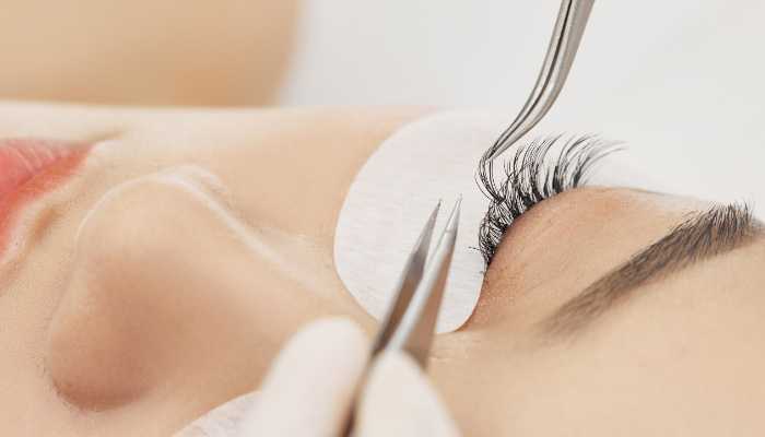 怎么养睫毛长得快 怎么养睫毛长得快