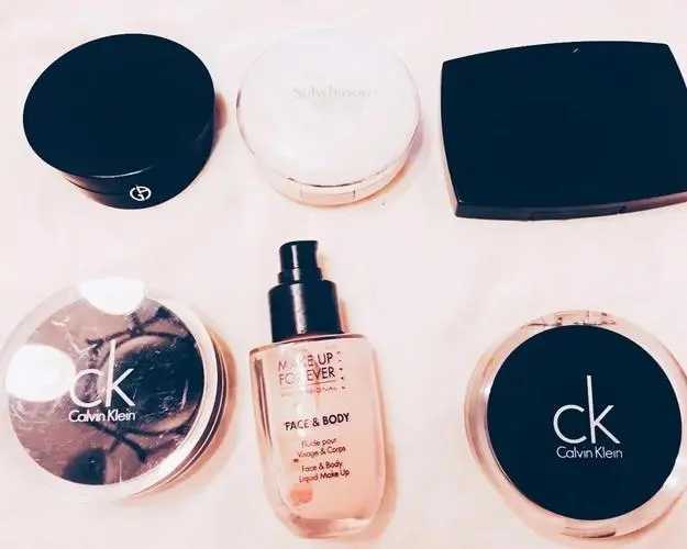 适合混合性皮肤的定妆粉 适合混合性皮肤的定妆粉