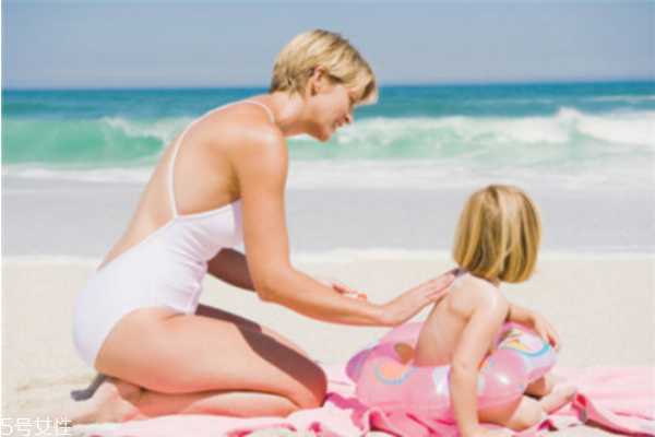 痘痘肌可以涂防晒吗 痘痘肌可以涂防晒吗