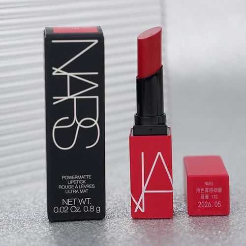 新年送女朋友什么口红比较好_给女生送口红选择什么色号 新年送女朋友什么口红比较好_给女生送口红选择什么色号