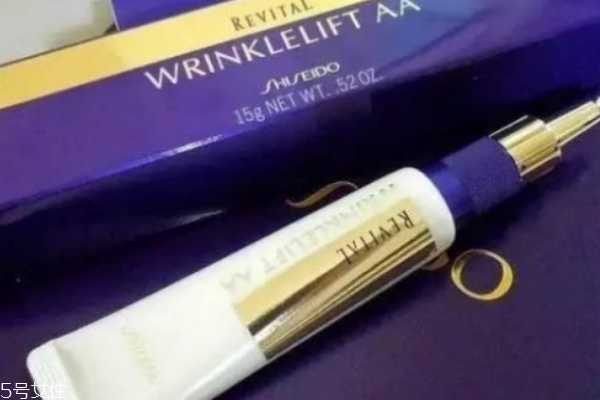 搽眼霜用哪个手指 搽眼霜用哪个手指