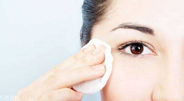 卸妆会伤害皮肤吗