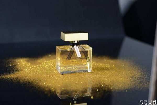 头发香水可以喷身上吗?发香可以当香水用吗 头发香水可以喷身上吗?发香可以当香水用吗