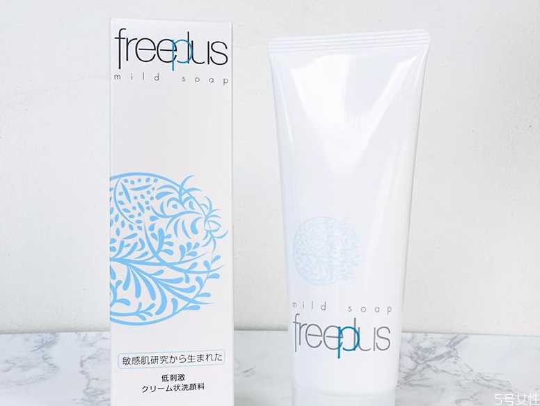 芙丽芳丝洗面奶味道怎么怪怪的?芙丽芳丝洗面奶正品味道 芙丽芳丝洗面奶味道怎么怪怪的?芙丽芳丝洗面奶正品味道