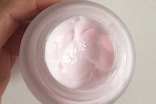 美加净银耳滋养珍珠霜怎么样 美加净银耳滋养珍珠霜怎么样