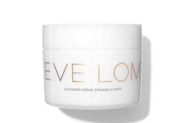 卸妆膏怎么用才正确？卸妆膏和卸妆水有什么区别？