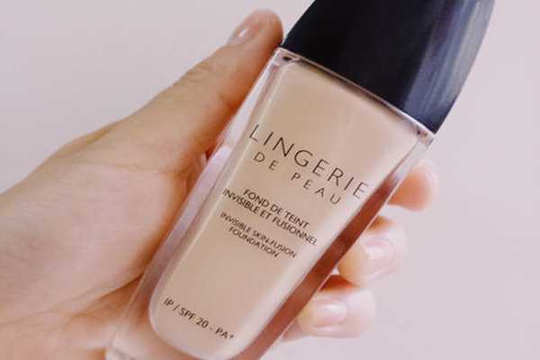 娇兰丝柔亲肤粉底液效果好吗?娇兰丝柔亲肤粉底液怎么样 娇兰丝柔亲肤粉底液效果好吗?娇兰丝柔亲肤粉底液怎么样