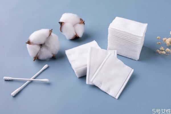 一般化妆品的使用顺序 化妆品保质期长吗