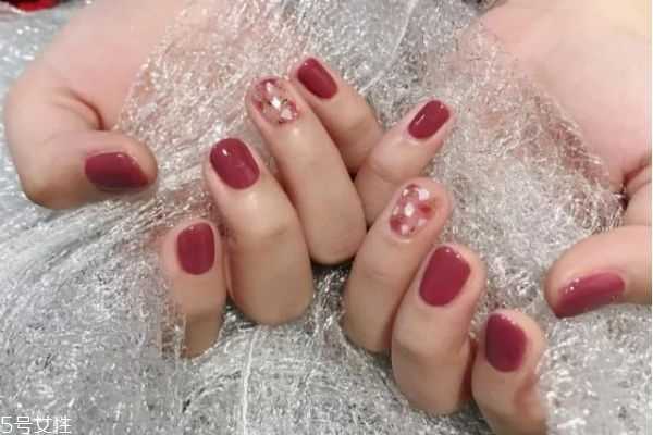 日式晕染美甲教程 贝壳晕染美甲教程