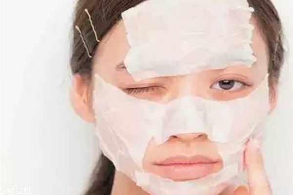 化妆水湿敷的作用