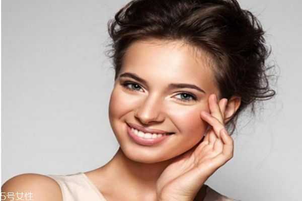 哪款抗氧化精华好用