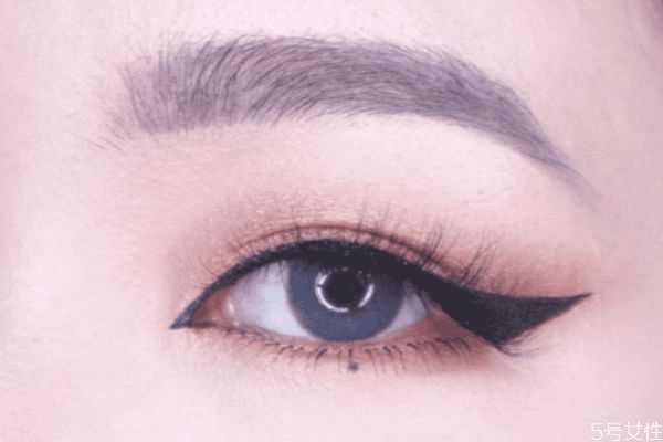 欧美妆大地色欧美眼妆画法