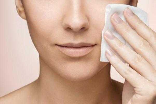 皮肤出油会导致哪些问题