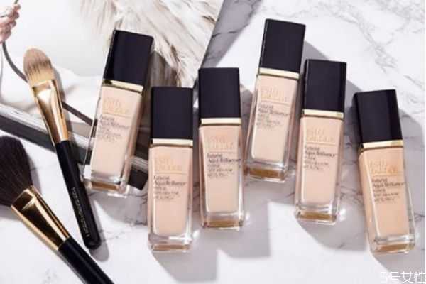 沁水粉底液63号很白吗?沁水粉底液63号显黄吗 沁水粉底液63号很白吗?沁水粉底液63号显黄吗