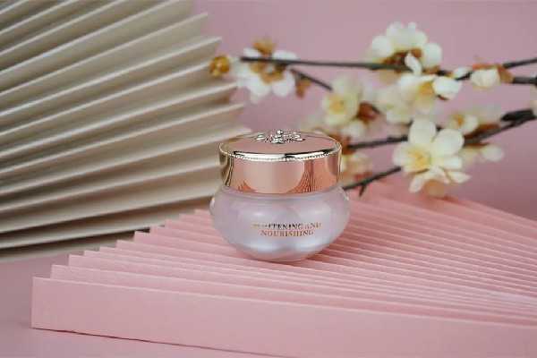 贵妇膏使用后需不需要清洗? 贵妇膏使用后需不需要清洗?