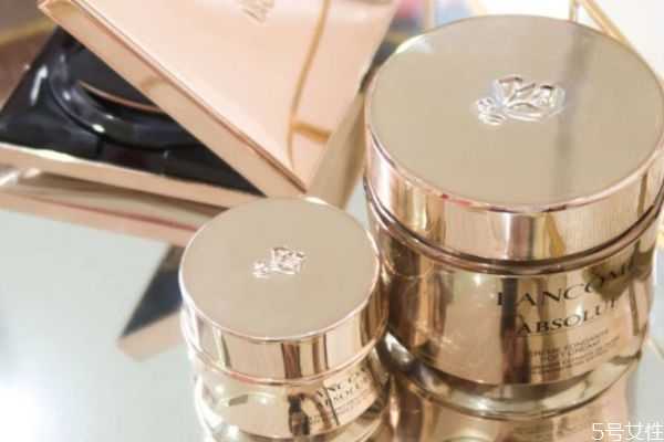兰蔻菁纯面霜和雅诗兰黛面霜哪个好？兰蔻菁纯面霜真假辨别